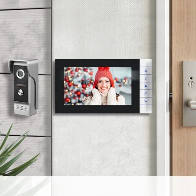 Video wireless intercom by HIPHEN