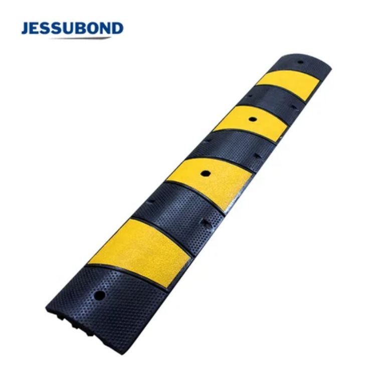 Rubber speed breaker per half meter by HIPHEN