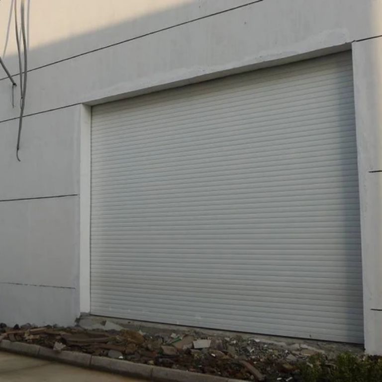 Roller blind by HIPHEN