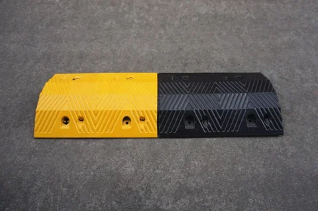 75mm Plastic speed breaker by HIPHEN