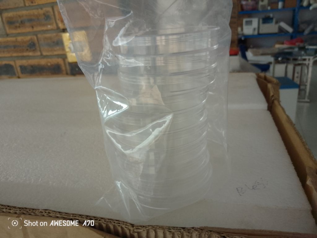 Culturing Petri Dish by Scantrik