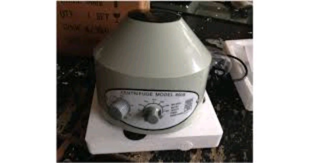 Centrifuge Machine by Scantrik
