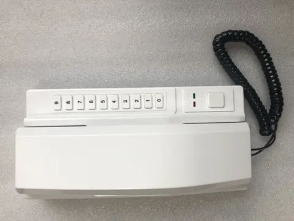 Two ways wireless intercom system by HIPHEN