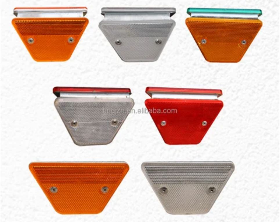 Road reflector plastic stud by HIPHEN