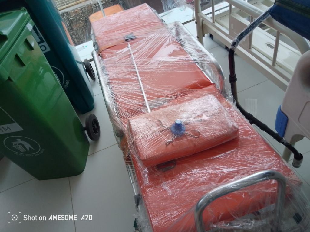 Ambulance Stretcher For Hospital by Scantrik