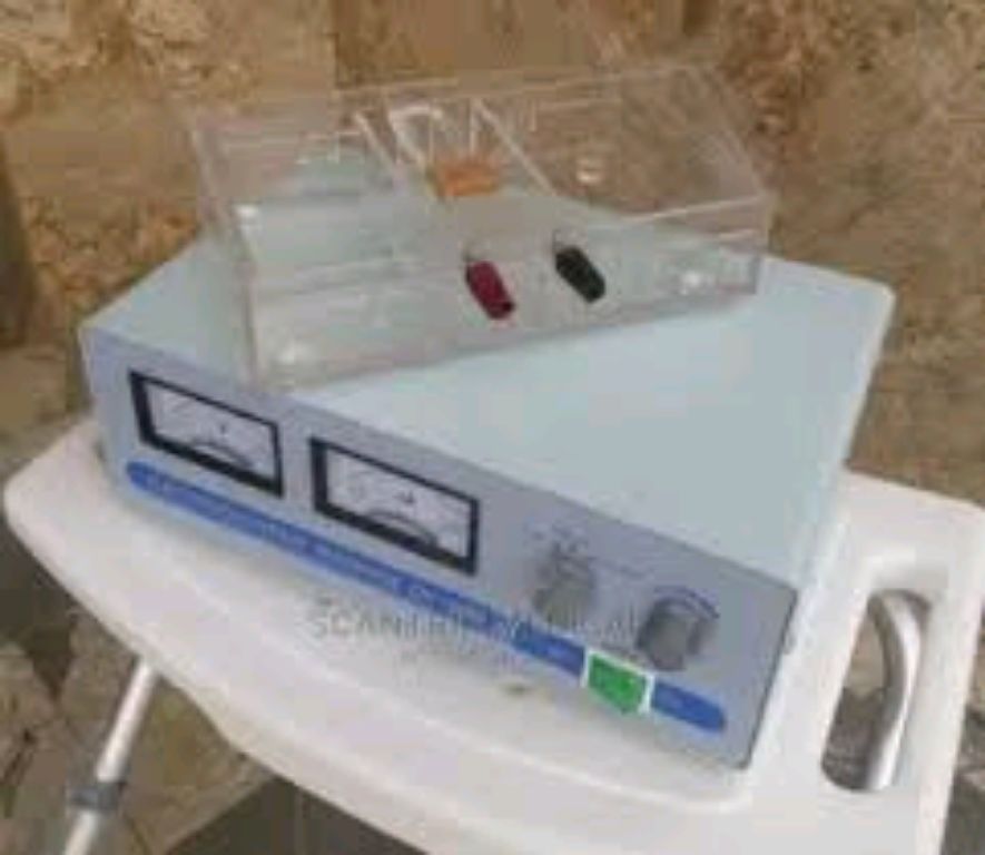 Medical Instrument Electrophoresis Machine With Cell By Scantrik