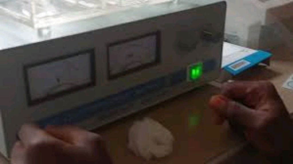 Electrophoresis machine By Scantrik