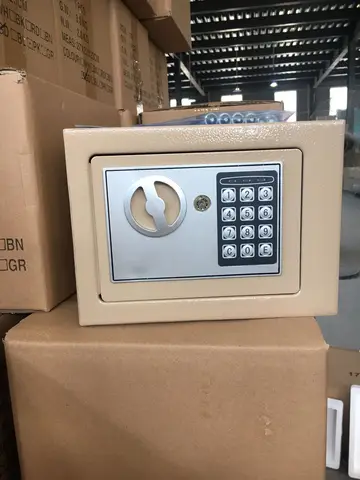 Security hot safe box by HIPHEN