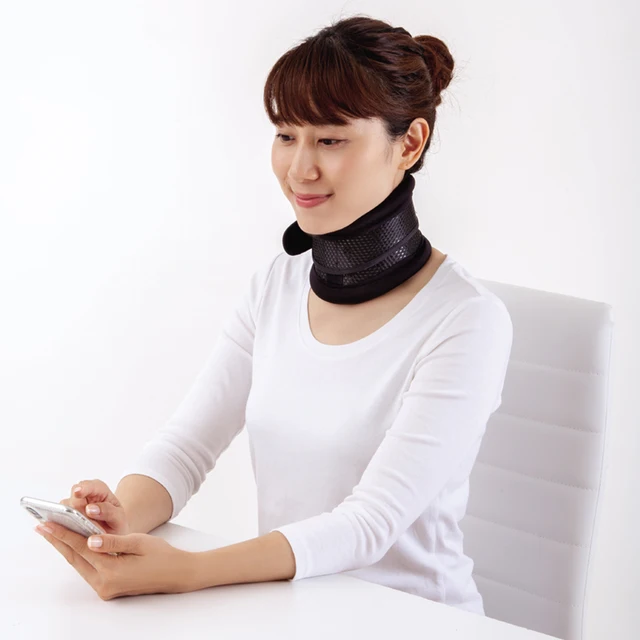 Neck brace by Scantrik