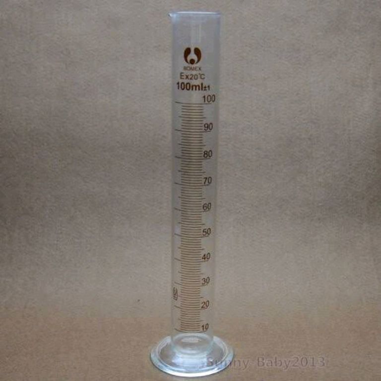 Glass Measuring Cylinder 100ml By Scantrik