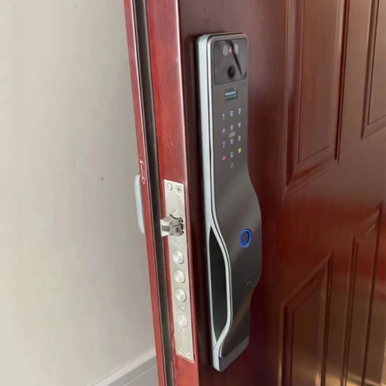 Smart digital lock with RFID by HIPHEN