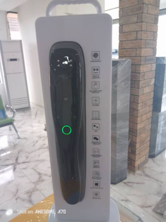 Digital door lock by HIPHEN