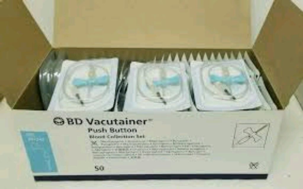 Push Botton Blood Collection Set by Scantrik