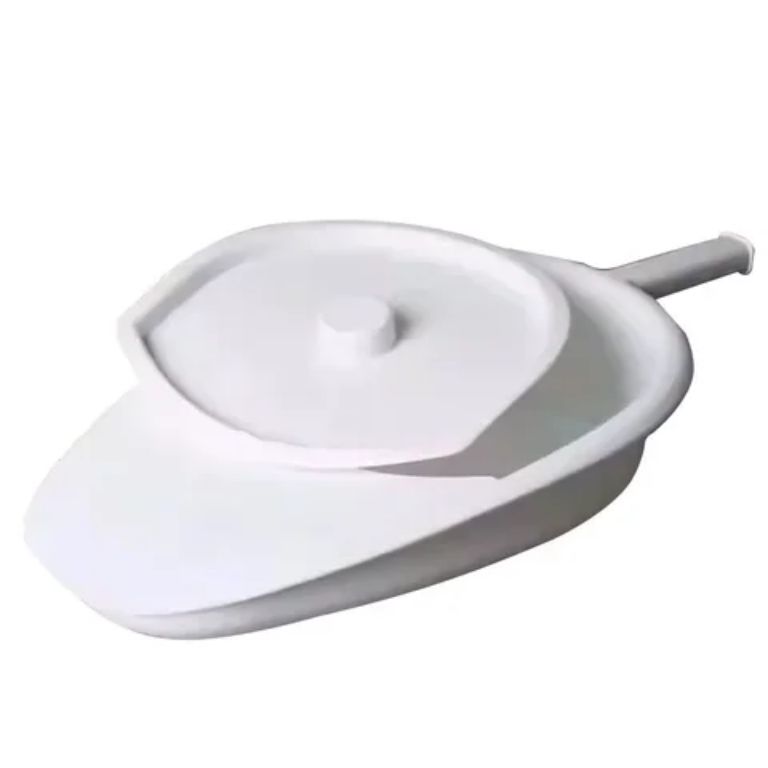 Bed pan ( plastic) by Scantrik