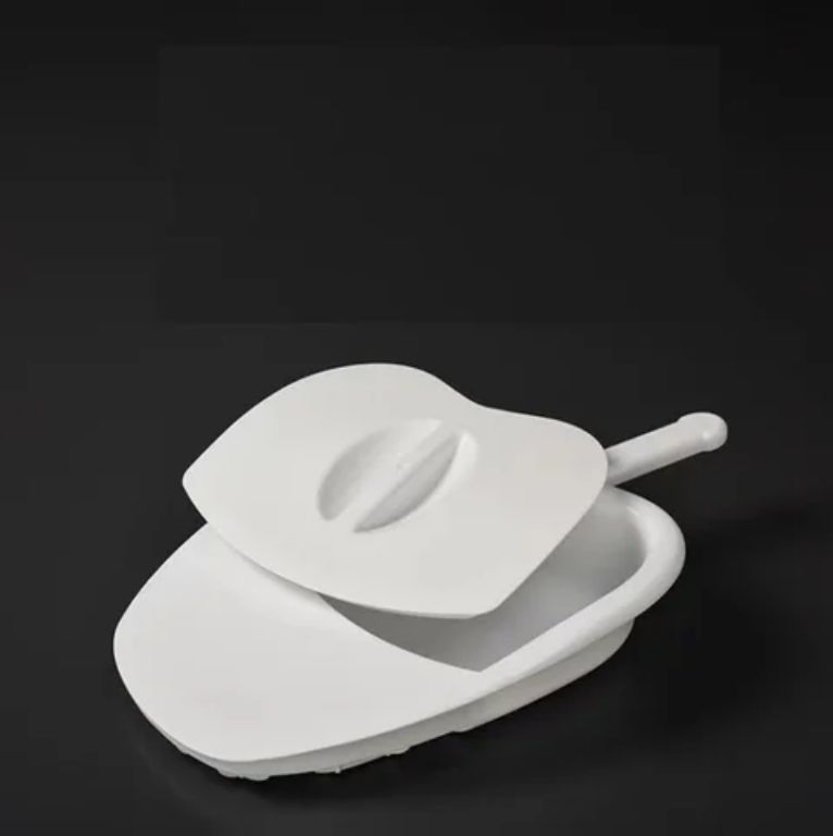 Generic Plastic Bed Pan By Scantrik