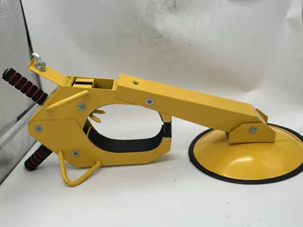 Tyre locks for Truck by HIPHEN