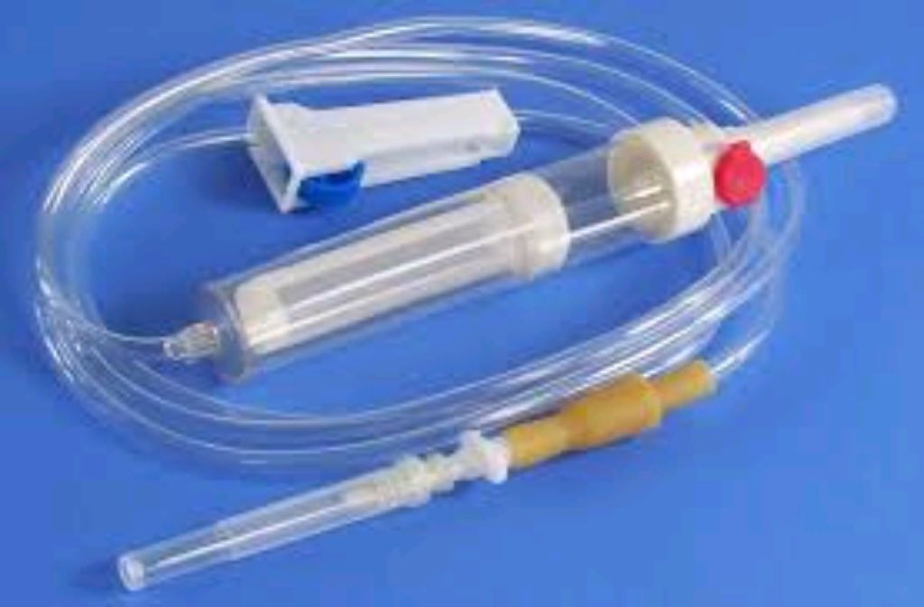 Disposable Blood Giving Set by Scantrik