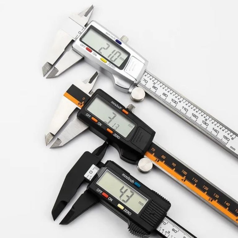 Digimatic digital caliper by HIPHEN