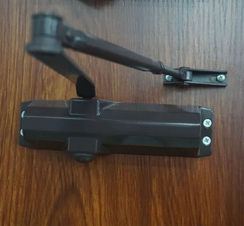 Screen door closer by HIPHEN