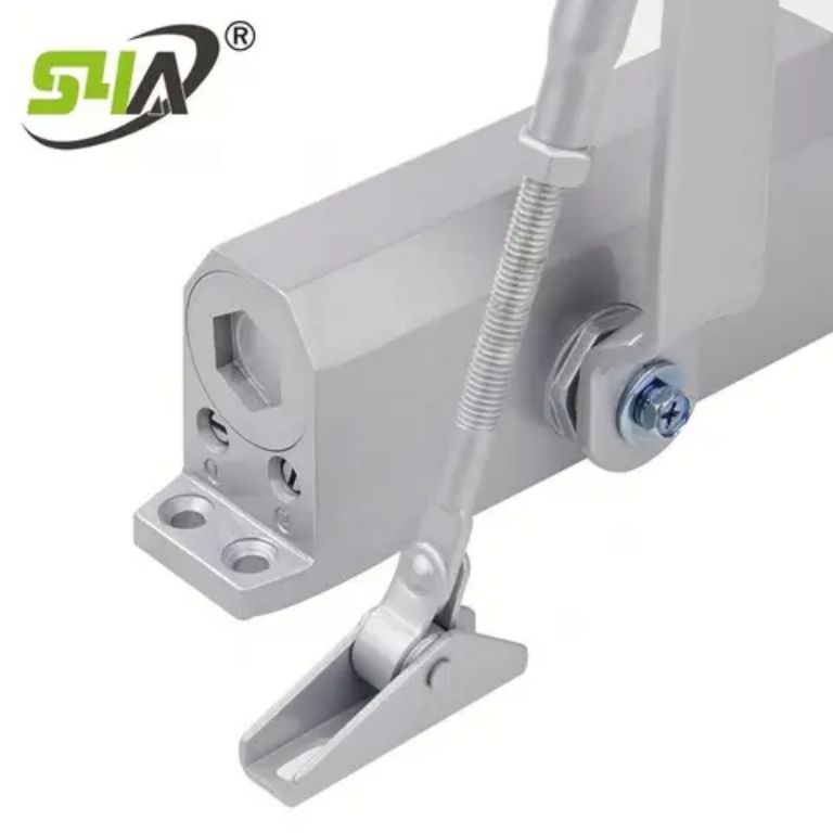 Door screen closer device by HIPHEN