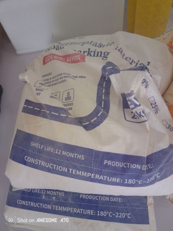 Portable Extreme Road Marking Paint by HIPHEN