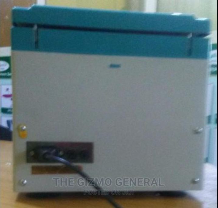 Electric Low Speed Centrifuge By Scantrik