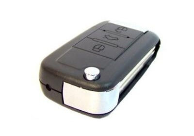 Car-Key-Holder-With-Spy-Camera-Motion-Detector-4033972