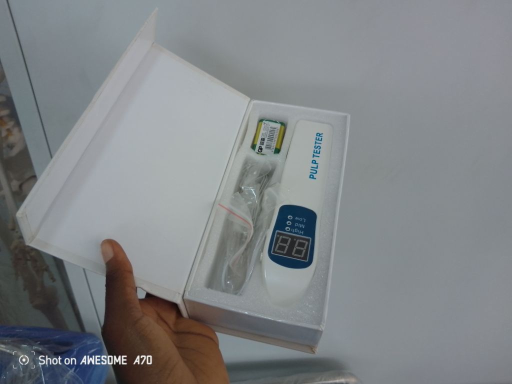 Dental pulp tester by Scantrik