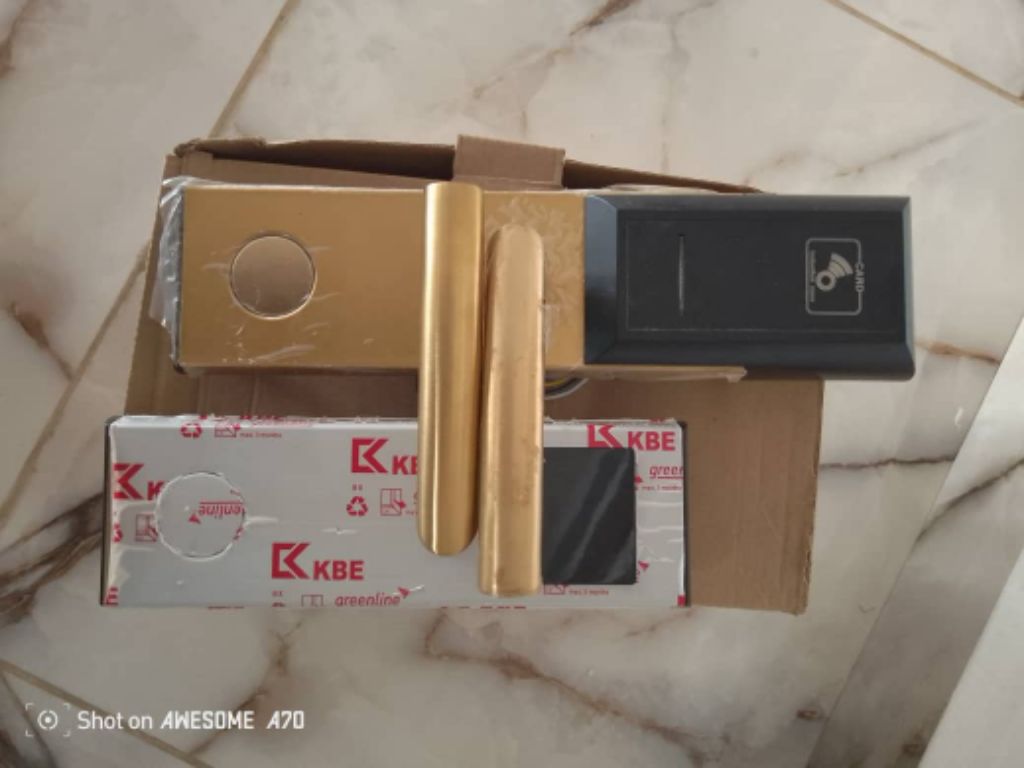 RFID Hotel Locks by HIPHEN