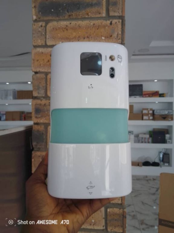 Certified Automatic soap dispenser by HIPHEN