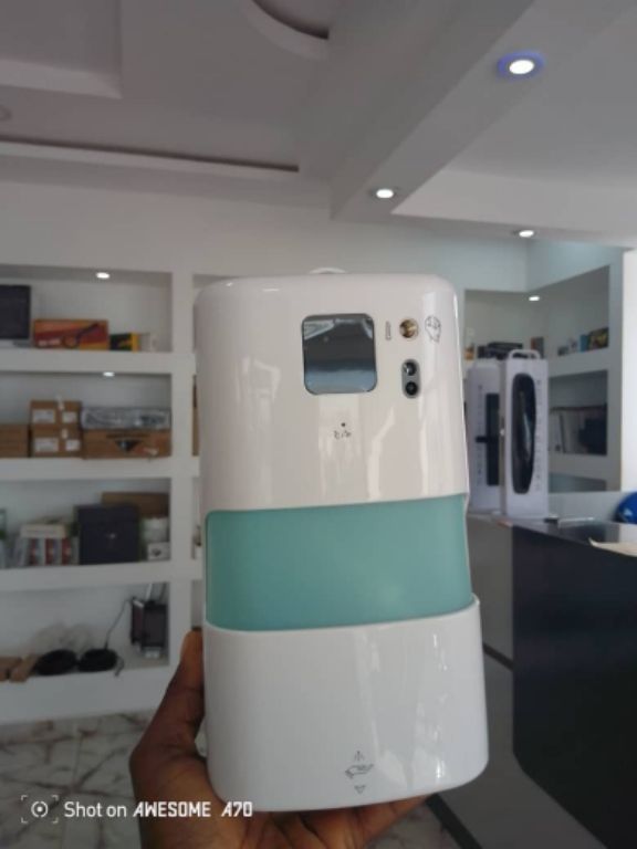 Automatic Hand sanitizer dispenser by HIPHEN