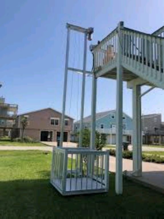 Versa Garage Storage Lift by Hiphen