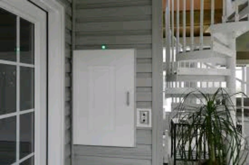 Dumb Waiter pulley system by HIPHEN