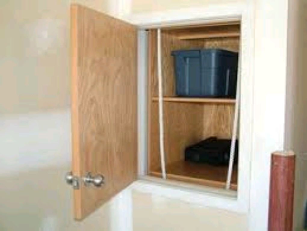 Dumbwaiter Elevator Lift by Hiphen