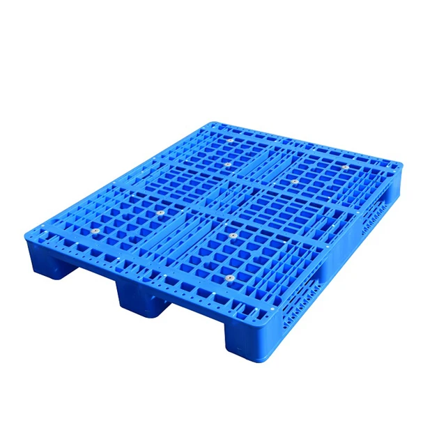 Stacking and racking pallet by Scantrik