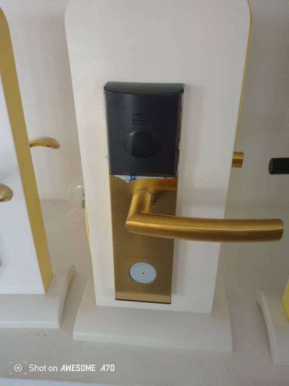 Lock Gold electronic security keyless by HIPHEN
