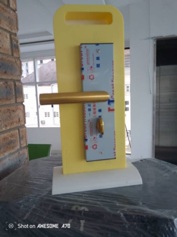 Card Door Lock by HIPHEN
