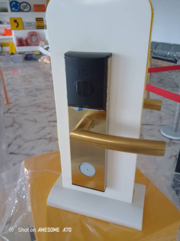 Door Lock with Management System by HIPHEN
