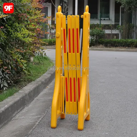 Expandable Safety Barrier by HIPHEN