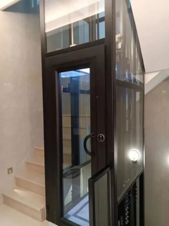 Small Home Elevator With 2 passenger by HIPHEN