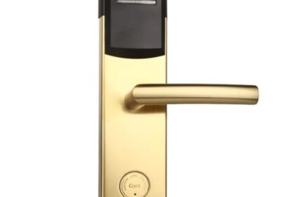 stainless-steel-material-card-key-door
