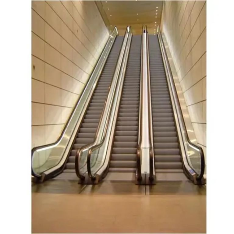Indoor Stable table Escalator By Hiphen
