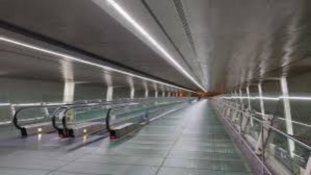 Electric Person Outdoor Walkway Escalator By Hiphen