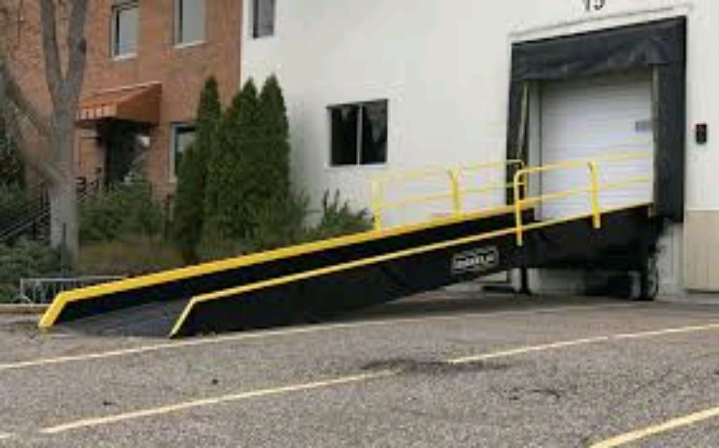 Mobile Hydraulic Container Loading Dock Ramp by Hiphen