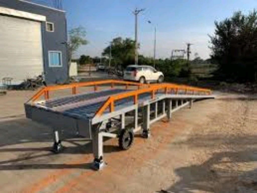 Mobile Yard Ramps By Hiphen