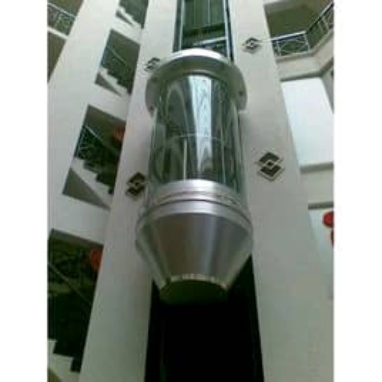 Capsule Lift Elevator by Hiphen