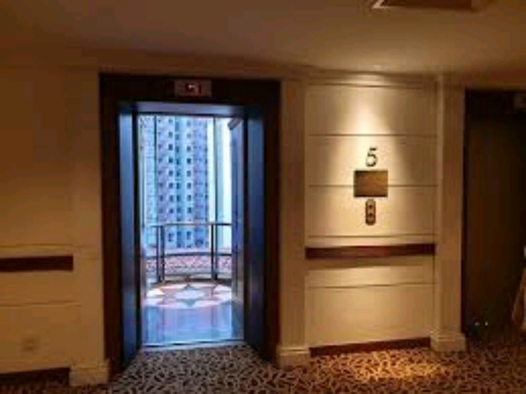 Hotel Elevator Light curtain Lift by Hiphen