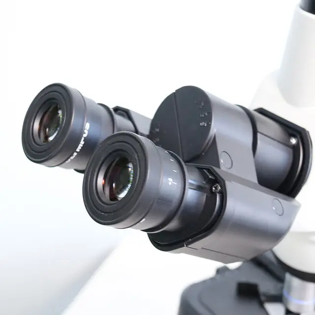 Medical microscope by Scantrik