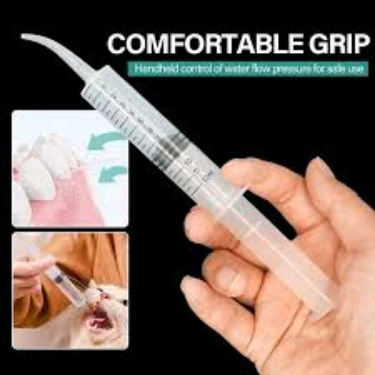 Elbow Syringe with curved tips by Scantrik
