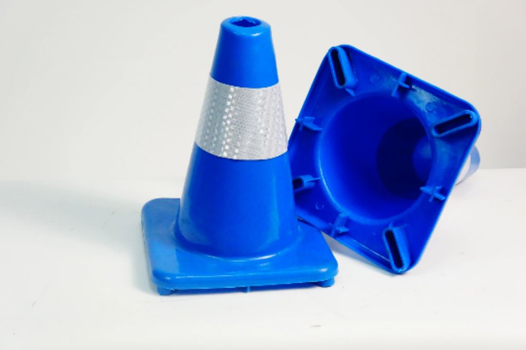 100cm Reflective Road Cone by Hiphen